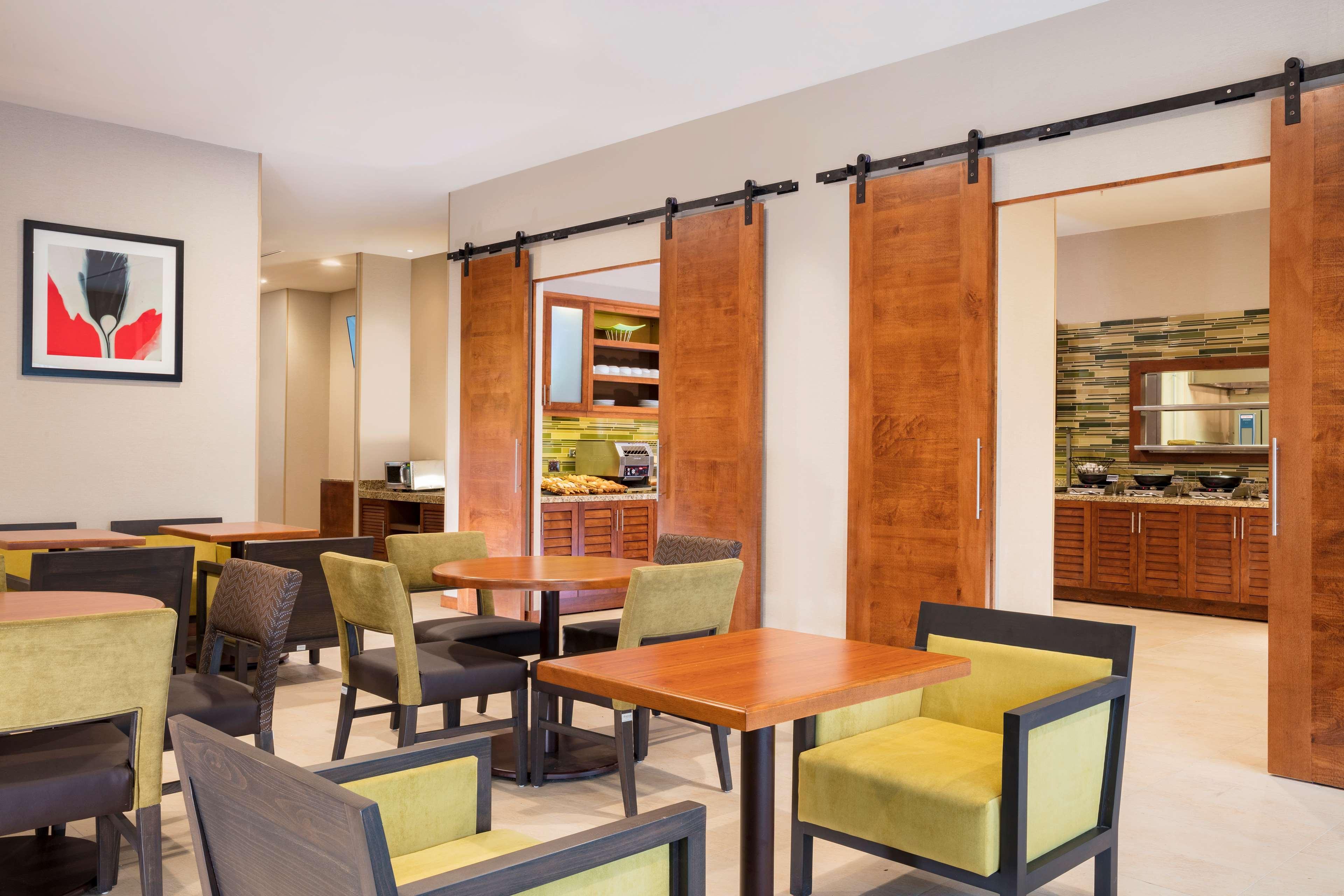 Hyatt Place Aguascalientes Bonaterra מראה חיצוני תמונה